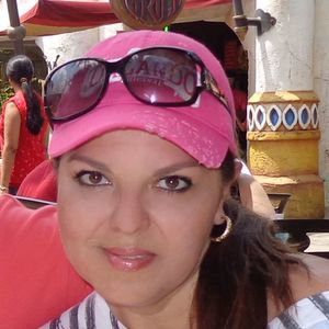 Meet your Posher, Laura